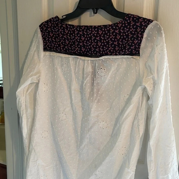 𝅺MATILDA Jane White Floral Top - Picture 9 of 9